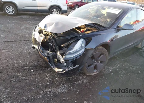 2021 Tesla Model 3 Standard Range Plus Rear-Wheel Drive из США, поврежденный, VIN 5YJ3E1EA1MF850961